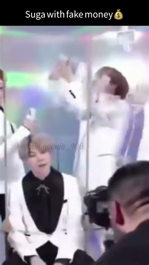 suga with fake money[bahot paisa hai mere pass😂] #minyoongi #yoongi #youtubeshort #famousshorts