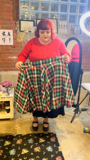 ✨ “I’ve never felt a skirt hug my waist like this.” Our customers say it best. Every Perfect Assistant skirt is handmade in Richmond, VA by women artisans we train and employ — and designed to solve the fit issues off-the-rack brands ignore. 🖤 Thank you for trusting us with your curves, your comfort, and your confidence. #shapewear #fashion #skirt #corset #madeintheusa | theperfectassistant_us