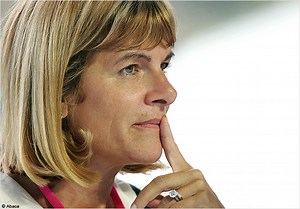 Anne Lauvergeon assigne Areva en justice - Elle