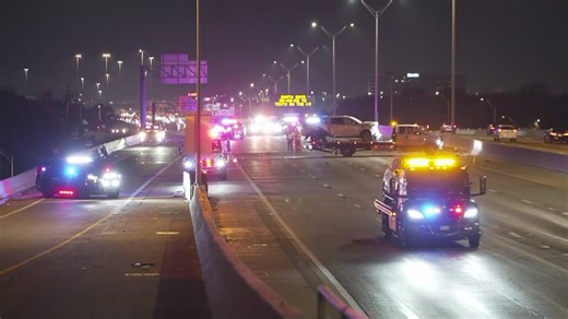 2 people killed, 1 seriously injured in crash on I-20 near Granbury Road, Fort Worth police say