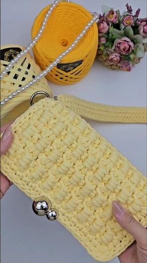 #crochetbag #crocheting #crochettutorial #crochetpattern #tshirtyarn