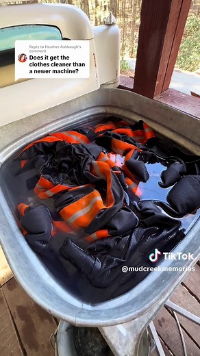 Vintage Washing Machines: The Charm of Wringer Washers