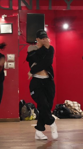 Andddd the full thing 🔦 #dance #dancing #choreography #dancers