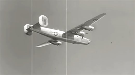 B17 vs B24: Why one US bomber dominated WWII