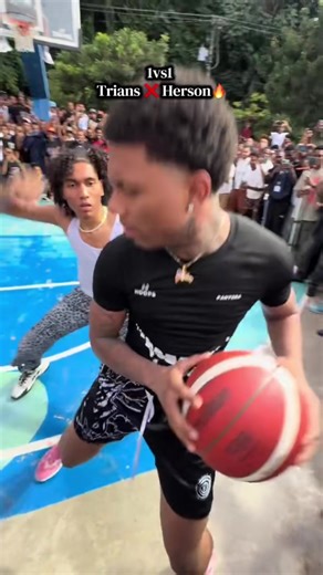 Epic 1vs1 Basketball Showdown: Trians vs Herson La Pantera