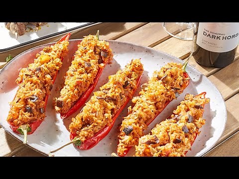 Recette – Poivrons doux pointus farcis à l’aubergine et à la tomate – Colruyt