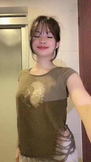 Asia Baddie Style Tips: How to Dress Like an Asian Girl
