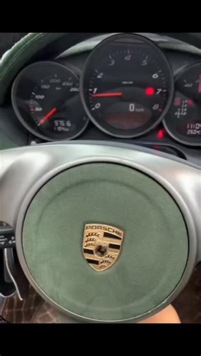 Lang Xie on Instagram: "Best 8″ OEM Style Android Screen Upgrade for Porsche 911 / Cayman / Boxster (2005–2013) Porsche 911 (997.1/997.2) 2005-2012, Cayman (987) 2005-2012, and Boxster (987) 2005-2012. Compatible with all variants including Carrera, Turbo, GT3, S, and Base models. Fully supports factory Bose Fiber Optic systems (via decoder). Modernize your Porsche cockpit with this high-performance 8-inch OEM-style display. The most popular feature is the built-in wireless Apple CarPlay and And