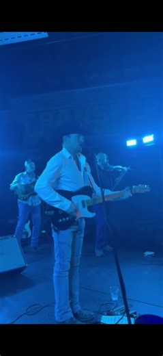 #kentuckblue #MattBoswe #MattBoswell&TheHBB #keithwhitley #foruourpage