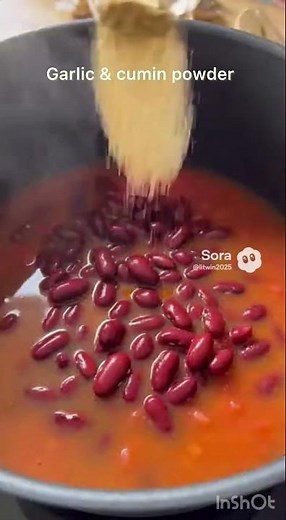 Cozy & Easy High-Fiber Kidney Bean Soup - #healthyeating #hearthealthy - my recipe.soraai