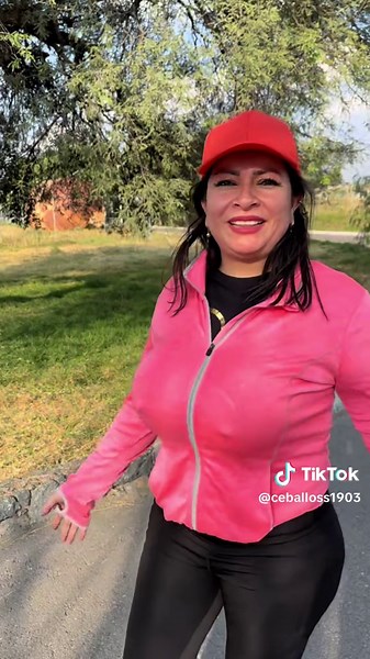 Botas Bonitas: Humor y Estilo