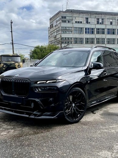 Life as a BMW X7 Owner and Its Unique Features
