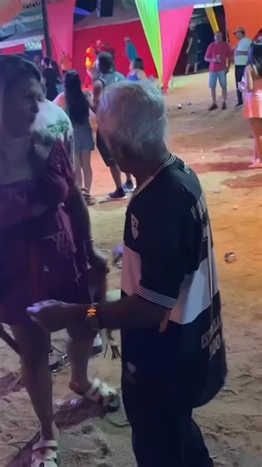 🤣🤣 #carnaval2026 #viral | Andre Luciano