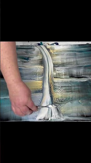 Master the Tree Swipe Acrylic Pouring Technique
