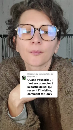 Réponse à @chrysten15 comment se connecter à la partie de soi qui capte l invisible ? pour bien utiliser le pendule #pendule #penduledebutant #spiritualité #penduleutilisation #nettoyageenergetique