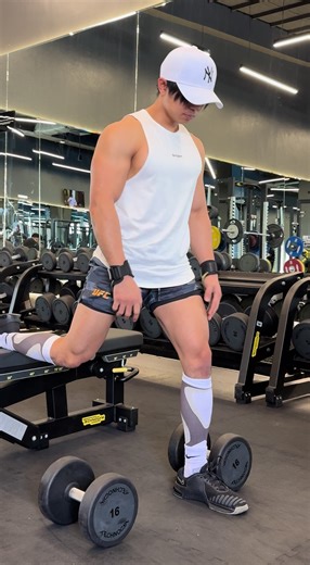 Mastering Split Lunges: A Step-by-Step Guide