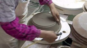 LE TAUCI Food Storage Containers with Airtight Lids, 78/25 oz Ceramic Sugar Canisters Sets, Embossed Large Jars for Pasta, Oats, Coffee Bean, Cookies, Rice, Grains, Tea - Set of 2, Clover