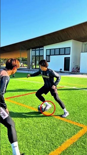 🎯 Skill shots, no limits! #footballskills #soccer #dribbling #skills #shorts #football #viralshort