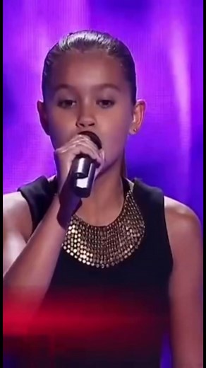 The little girl with mysterious vocal abilities immediately captivated the stage. All the jury members turned around… | Very interesting