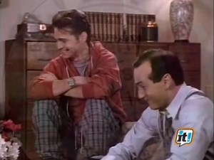 52K views · 4.2K reactions | Nel podcast di questa settimana si parlerà della puntata " il pozzo e il pendolo " 2 x 24 Iscrivetevi al gruppo della pagina Beverly Hills 90210.it E per la diretta alla pagina Beverly Hills 90210 Show | Beverly HILLS 90210 Italiano | Facebook