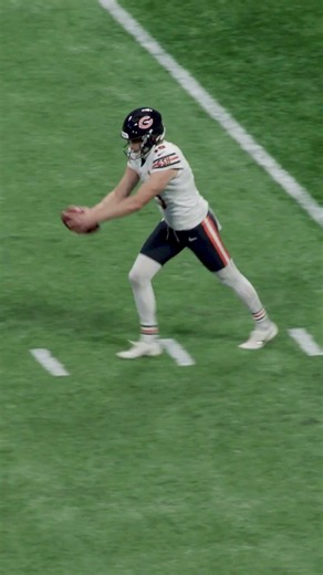 The art of a banana ball 🍌 #torytaylor #nfl #punting