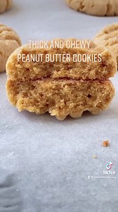 Thick & Chewy Peanut Butter Cookies Made with Cake Mix! Recipe Here: https://www.smartschoolhouse.com/easy-recipe/cake-mix-peanut-butter-cookies | Smart School House