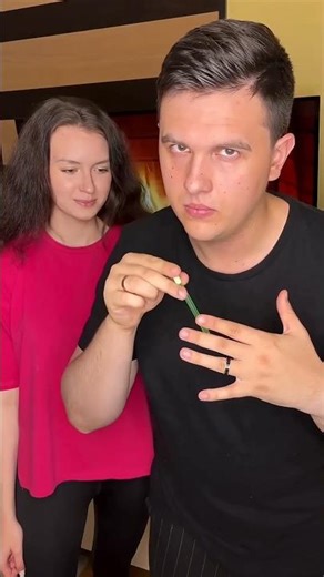 “Pen Vanish Magic Trick Gone Funny! 😂🔥”