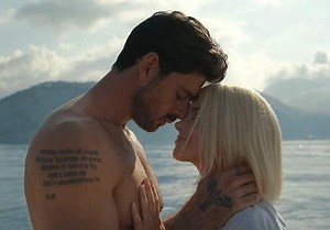 25 Rekomendasi Film Dewasa Netflix, Bukan Buat Semua Usia Ya
