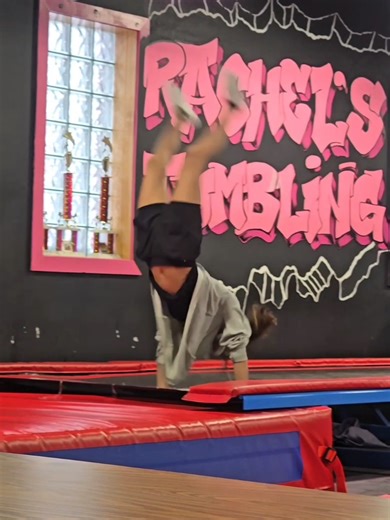 Taking my back handspring from the trampoline and air mat to the floor feels scary but exciting. #backhandspring #tumbling #cheer #athlete