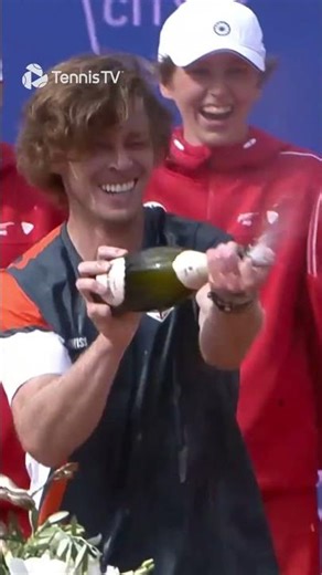 Champagne Battle After 2025 Hamburg Final 🤣🍾