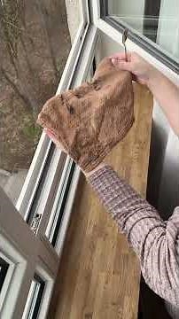 5 tips for clean, streak-free windows ✨#cleaningproducts #cleaningisfun #cleaningstuff #cleaningw...