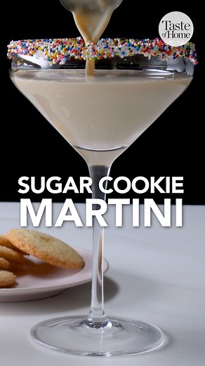 A dessert cocktail like no other, the sugar cookie martini is just as fun to make as it is to drink! Full recipe here: bit.ly/4fkg4Xc | Taste of Home