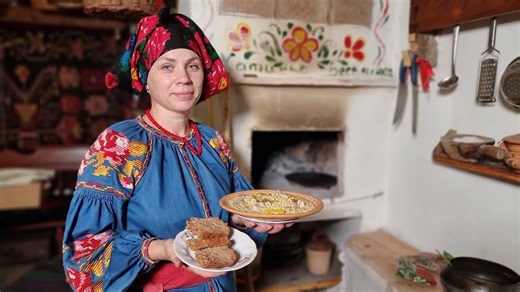2.8K views · 91 reactions | A mountain woman cooking traditional Ukrainian FOOD. | Country Food | Facebook
