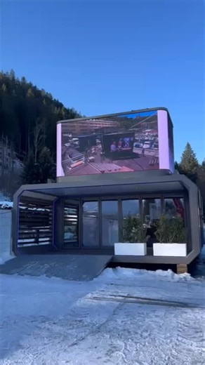 Ebner event logistics GmbH on Instagram: "Der Enercont EVENT CUBE setzt neue Maßstäbe. In Kooperation mit @enercontgmbh ist der technisch einzigartige EVENT CUBE aktuell in Kitzbühel präsent und zeigt rund um das Hahnenkammrennen, wie moderne Eventlogistik aussehen kann. Als markanter Blickfang im Umfeld des Rennwochenendes macht der mobile Event Cube auf sich aufmerksam und unterstreicht sein enormes Potenzial für Promotion, Roadshows und Markenauftritte. Mit seiner 360-Grad LED Wall, vollfläch