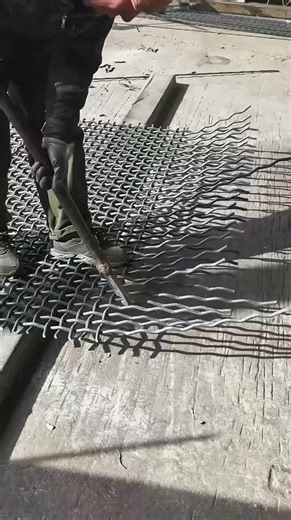 109K views · 83 reactions | Making process of steel bar screen mesh | Dawgshell | Facebook