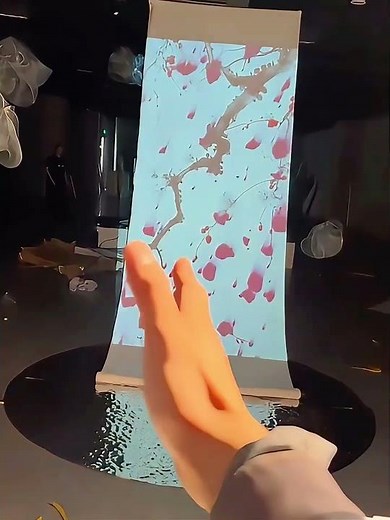 Gesture Control Display | Interactive Projection & Projection Mapping Petal Experience