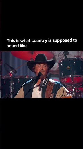 Zach Top Live Performance