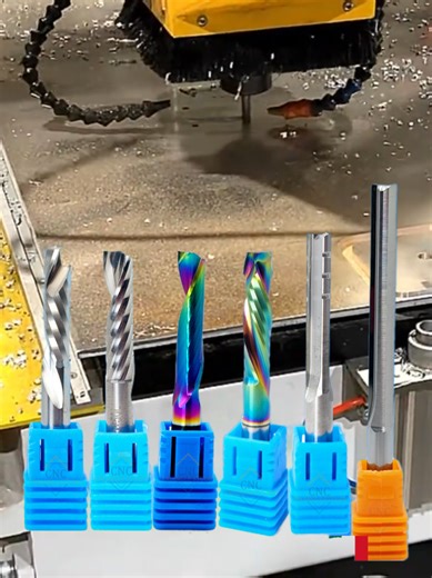 🔩 Corte de aluminio sólido en CNC Router Cortar aluminio en un router CNC puede causar temor 😱 cuando estas empezando en el CNC, ya que el resultado no depende solo de la máquina. La clave está en: ✔️ Tipo de fresa ✔️ Parámetros de corte ✔️ Rigidez y capacidad del equipo Cuando estos factores se combinan correctamente, el corte es estable, controlado y con buen acabado, sin rotura de herramientas. #CNCRouter #CorteDeAluminio #MecanizadoCNC #HerramientasCNC #AluminioCNC