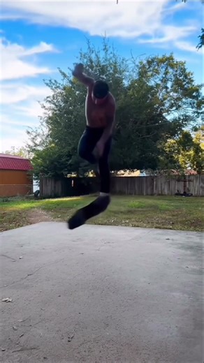 Triple Xenomorph XX121 flip 👽