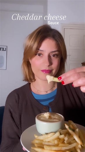 Quick and Creamy Cheddar Cheese Sauce Recipe