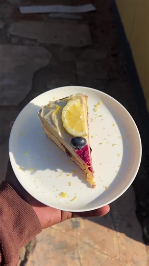 Jonasi the Polygamist: Lemon Cake & Memes Explained