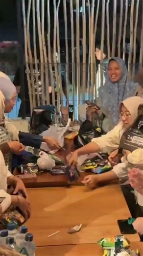 Story WhatsApp - Lagu Masa Ini Nanti dan Masa Indah Lainnya