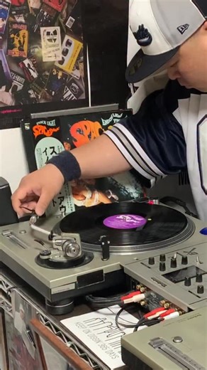 TIMESLIP B-BOY GO タイムスリップB-BOYゴウ on Instagram: "⏳ 2/14(土) 東京は晴れ 昨日は目黒に散歩に行き、友達とご飯を食べてからカウンタークラブへ！ David mccallumのLPがGET出来ました！ 感謝です！ 今日は都内色々お出かけ。 こんな曲もかかるかもしれないイベントが ↓↓↓ TIMESLIP NIGHT 〜90s,00s,HIPHOP R&B only party〜 HOLIDAY SP 2026年 02日 23月曜(祝日) OPEN 19:00 CLOSE 23:00 渋谷RUBY ROOM 東京都渋谷区 道玄坂2丁目25-17 ¥1,000(2Drink付) ▼Guest DJ DJ FUMIYA (RIP SLYME) ▼DJ MustCap 誠 TANACHU Yaggy-T しっしー glico Gome-z TIMESLIP B-BOY GO supported by RUBY ROOM OTAI RECORD MustCap #タイムスリップbboy"