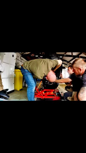 Bike’s ready, bags packed – Europe, here we come! 🇩🇪🇦🇹🇮🇹🇨🇭🇫🇷. Adventure loading… 5 countries, one throttle. #africatwin1100 #africatwinadventure #advmoto #moskomoto #africatwin #flowtour75 #leattadv #motogear #moskomotoreckless80 @bartmertens1 @jordyhelsocht | Helsocht Jordy