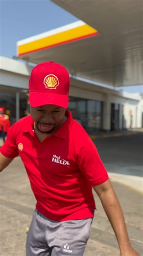 21K views · 1K reactions | Selebi Phikwe Dumela Catch Shell Bozza ya Tsela Activation ha Shell Bosele. Tlaa o tshele ka P250 kgotsa o reke 2x500 ml shell helix lubricants o tle o kgone go tsenelela kgaisano e o ka ikgapelang Toyota GD6 kgotsa nngwe ya di polo vivo tse 4 kgotsa a share of P525, 000 #ShellBozzaTsaTsela | Maatla Ephraim Basha | Facebook