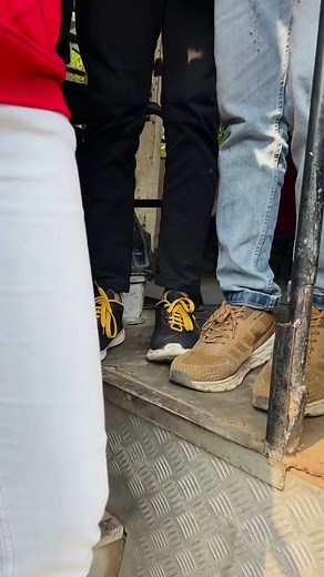 2.1M views · 52K reactions | Bus mein mila bomb 藍 Comedy/ #comedy #funny #ashortaday #shorts #crazypulkit #td 藍藍 | Girl Baby | Facebook