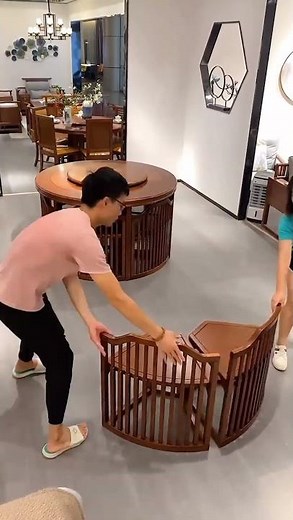 Smart Round Wooden Dining Table with Lazy Susan.#diningtable #woodfurniture #roundtable #lazysusan