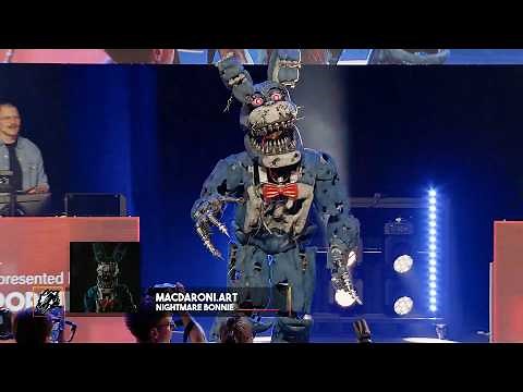 FNAF Nightmare Bonnie Cosplay Walk On