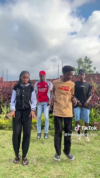 Learn the Latest Dance Moves to Kodak Black's Zeze