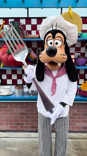 Disney Chef Goofy: Carbonara Garlic Mac & Cheese Recipe